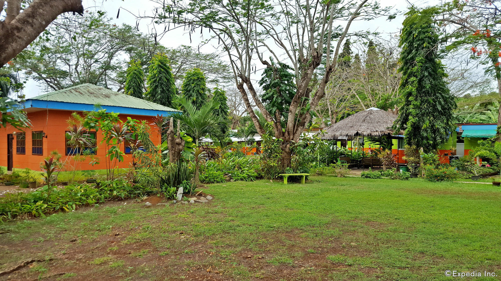Oyo 671 Natua'S Cabin Puerto Princesa Eksteriør bilde